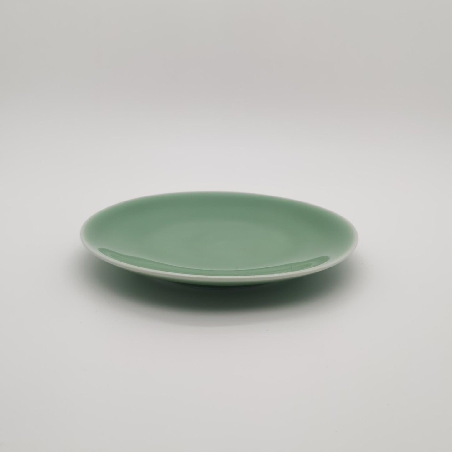 Plum green Dining Plate