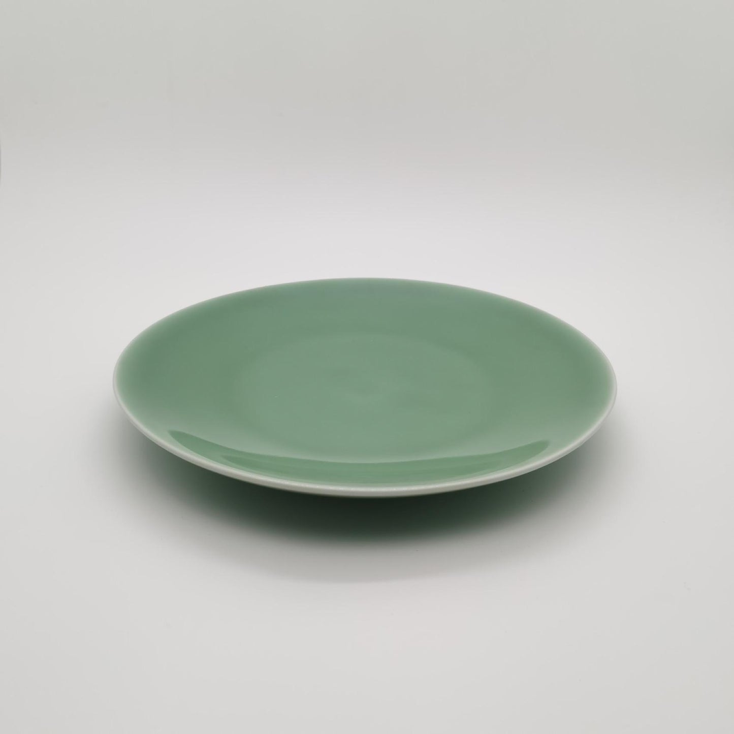 Plum green Dining Plate