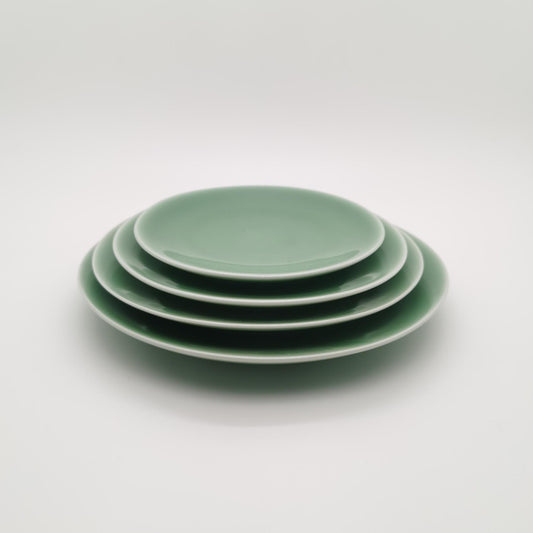 Plum green Dining Plate